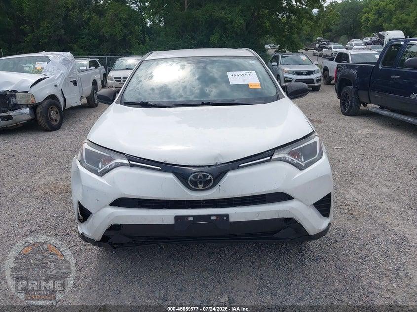 2018 TOYOTA RAV4 LE — фото 12