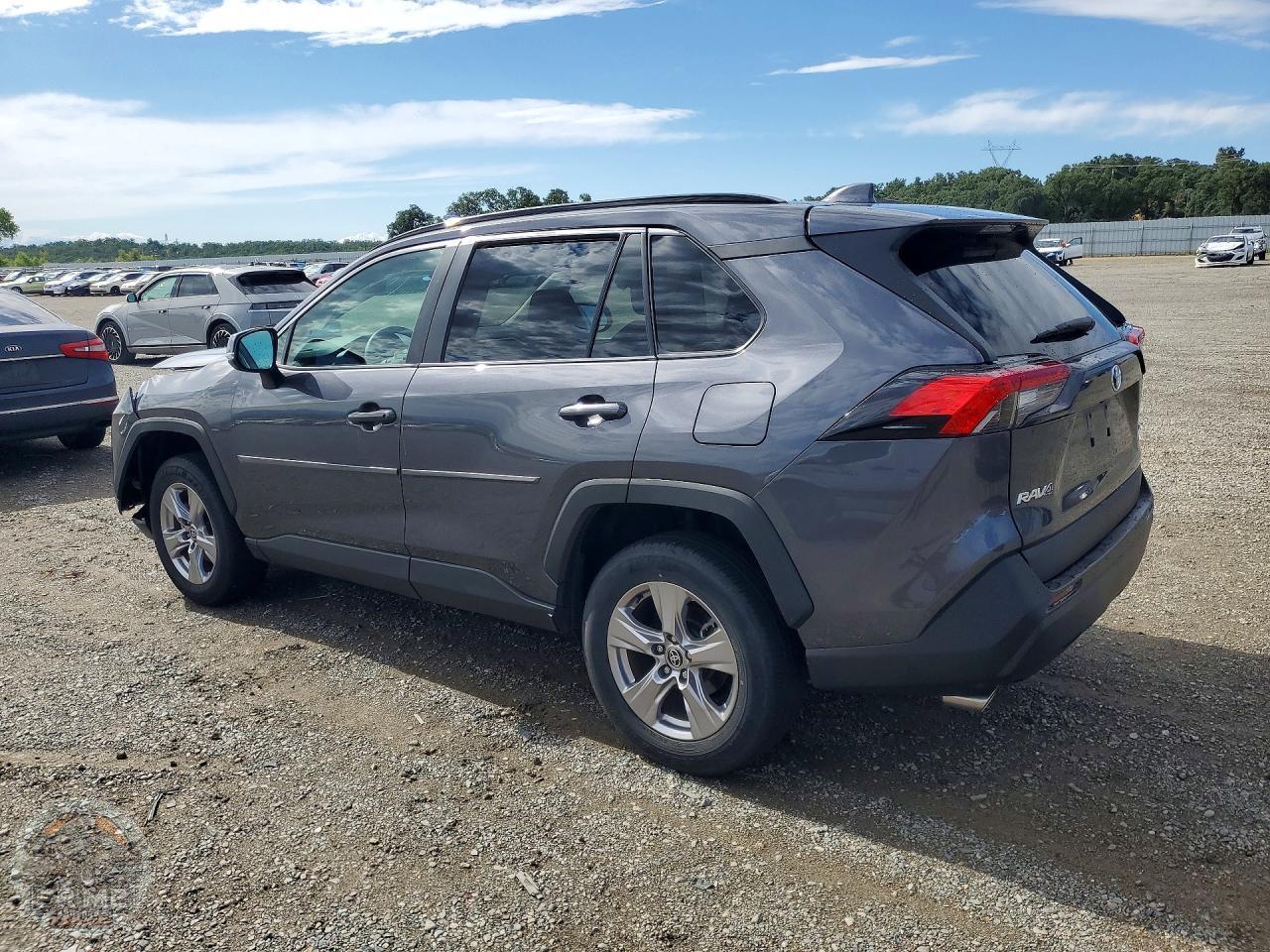 2023 TOYOTA RAV4 — фото 2