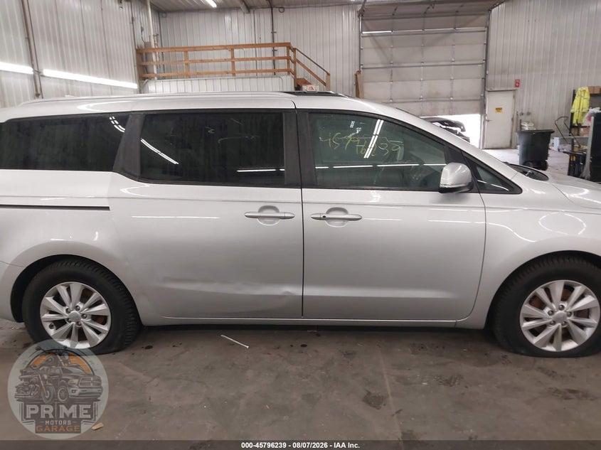 2017 KIA SEDONA LX — фото 13