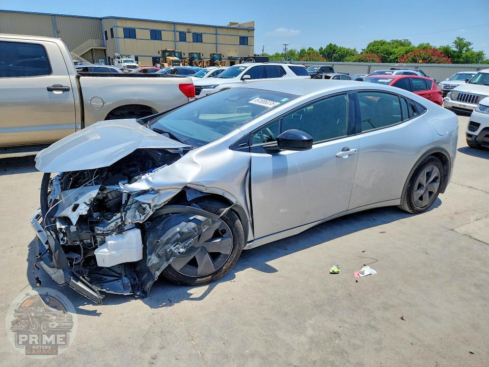 2026 TOYOTA PRIUS — фото 1