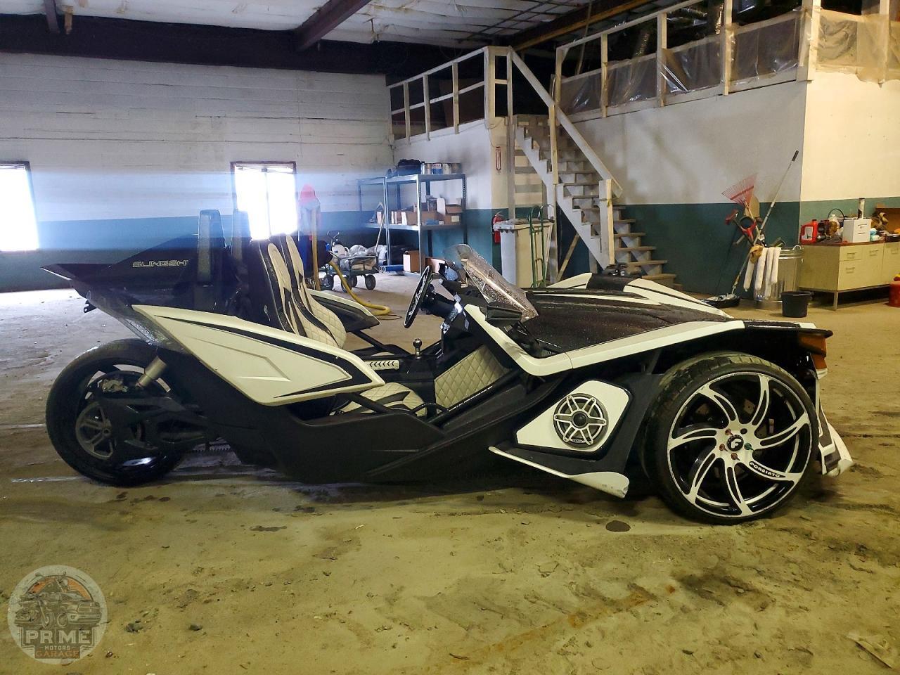 2019 POLARIS SLINGSHOT — фото 1