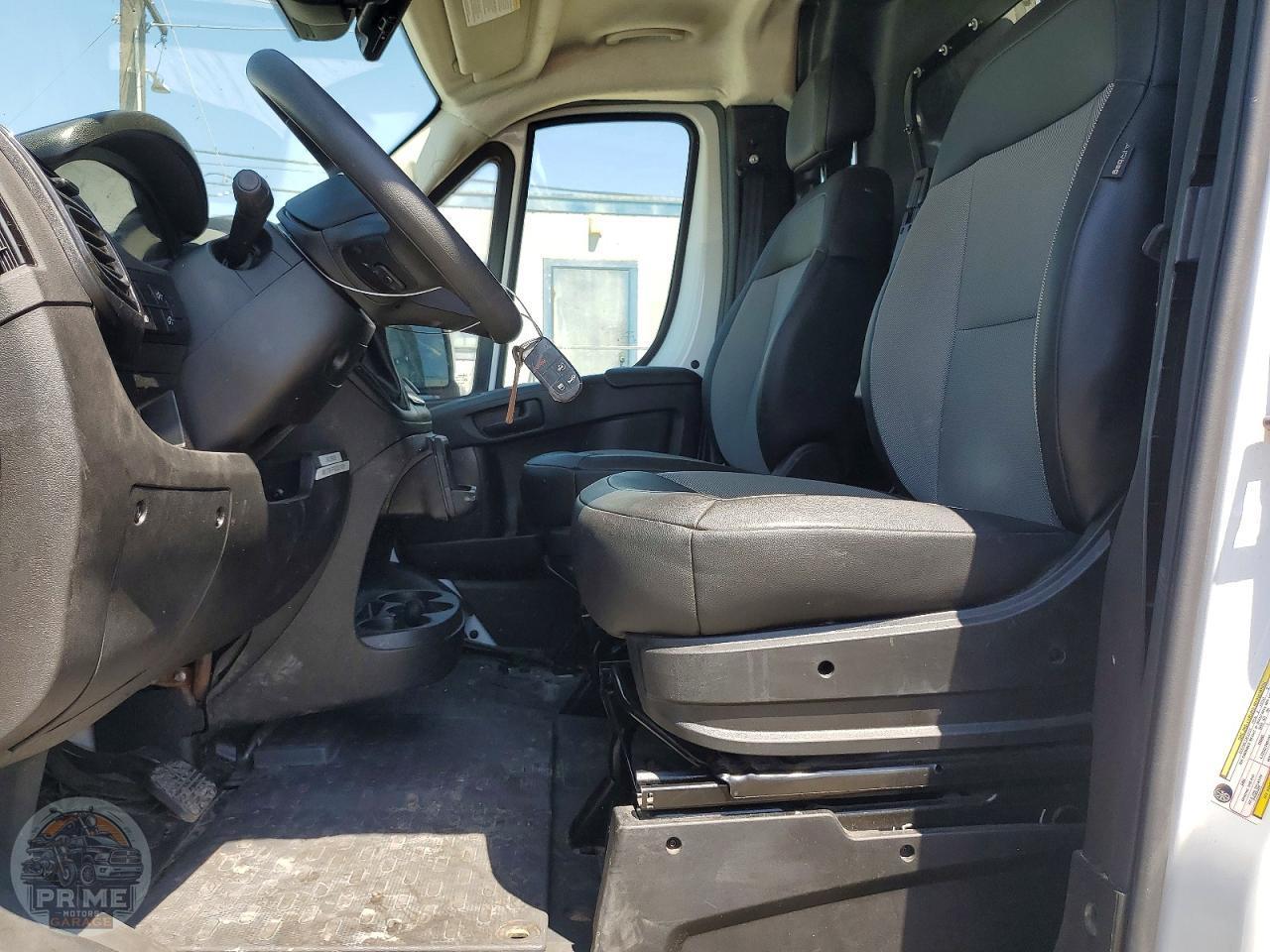 2025 RAM PROMASTER — фото 14