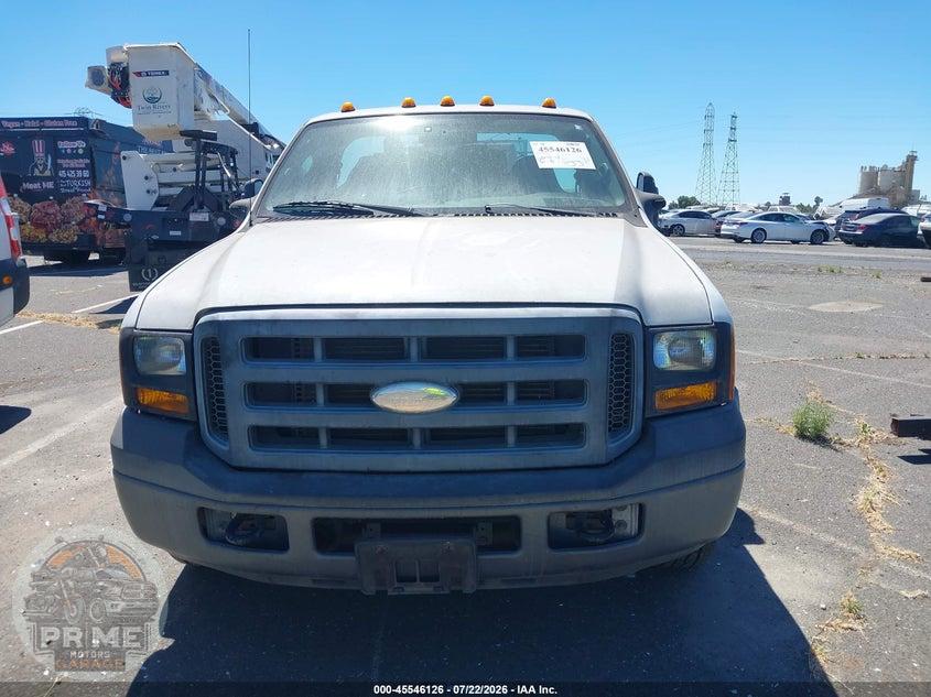 2007 FORD F-350 CHASSIS XL/XLT — фото 12