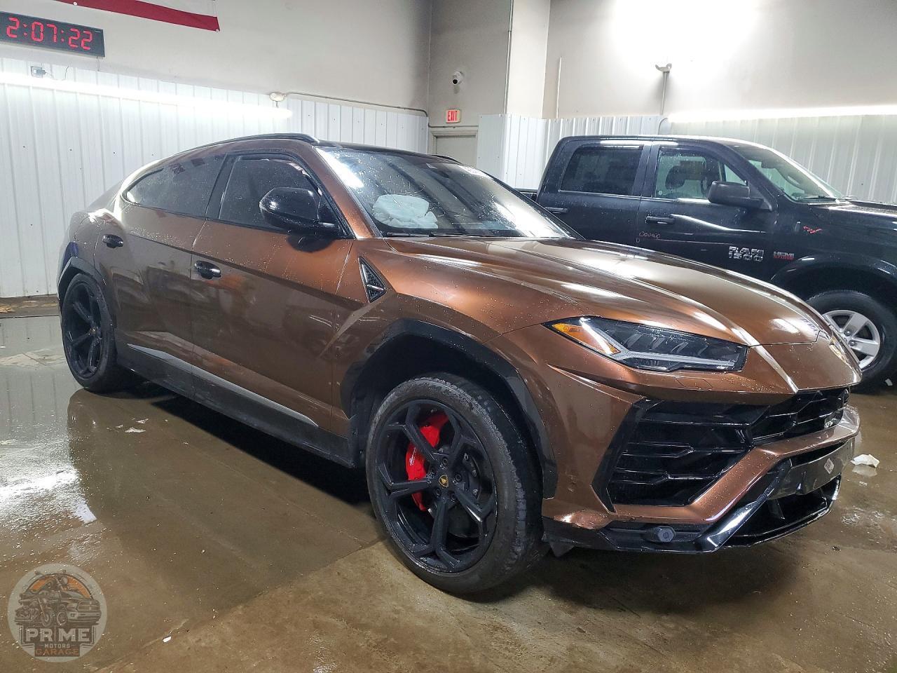 2020 LAMBORGHINI URUS — фото 4