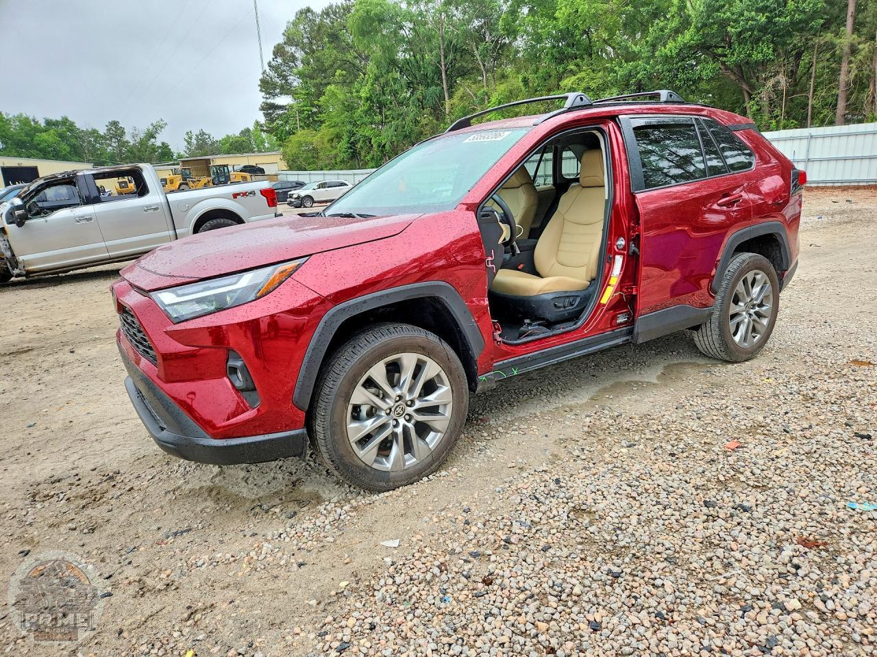 2025 TOYOTA RAV4 — фото 1