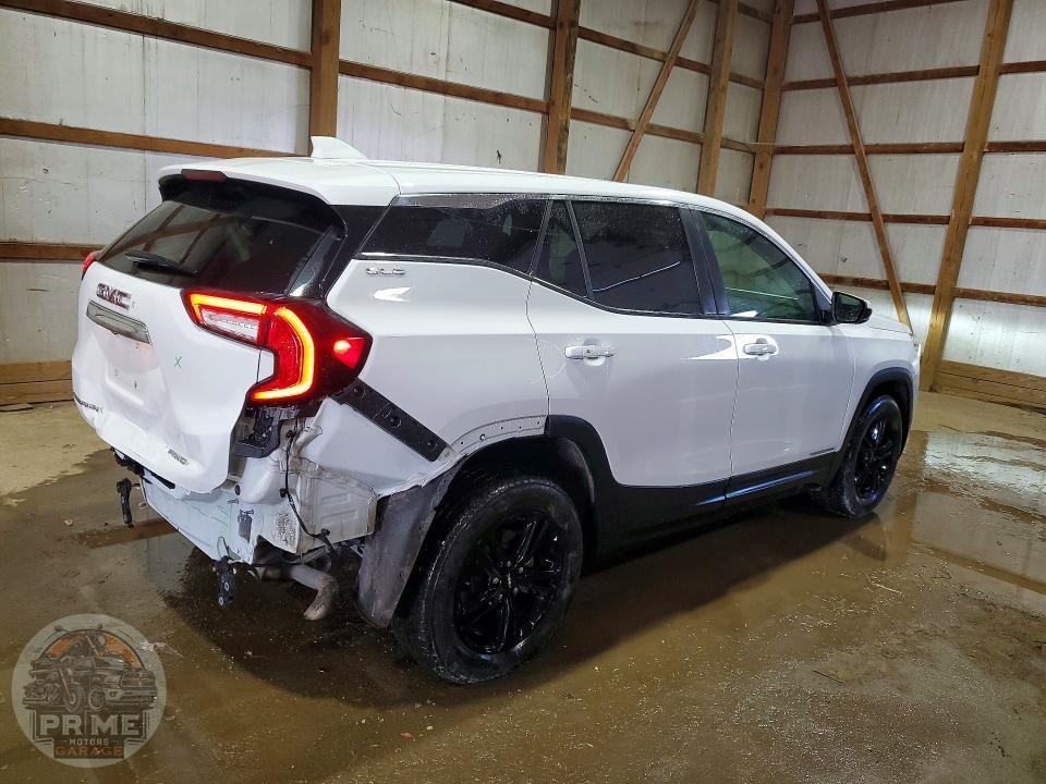 2024 GMC TERRAIN — фото 3