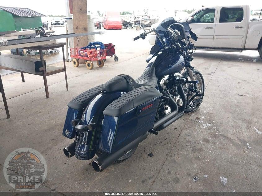 2013 HARLEY-DAVIDSON FLTRX (ROAD GLIDE, ROAD GLIDE CUSTOM) ROAD GLIDE CUSTOM — фото 4