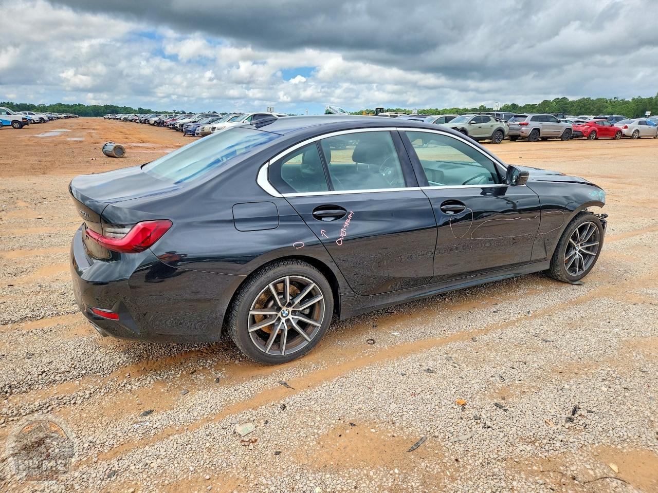 2022 BMW 3 SERIES — фото 3