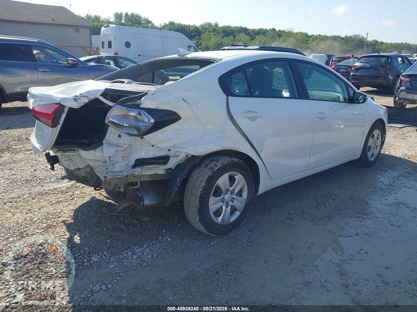 2017 KIA FORTE LX — фото 4