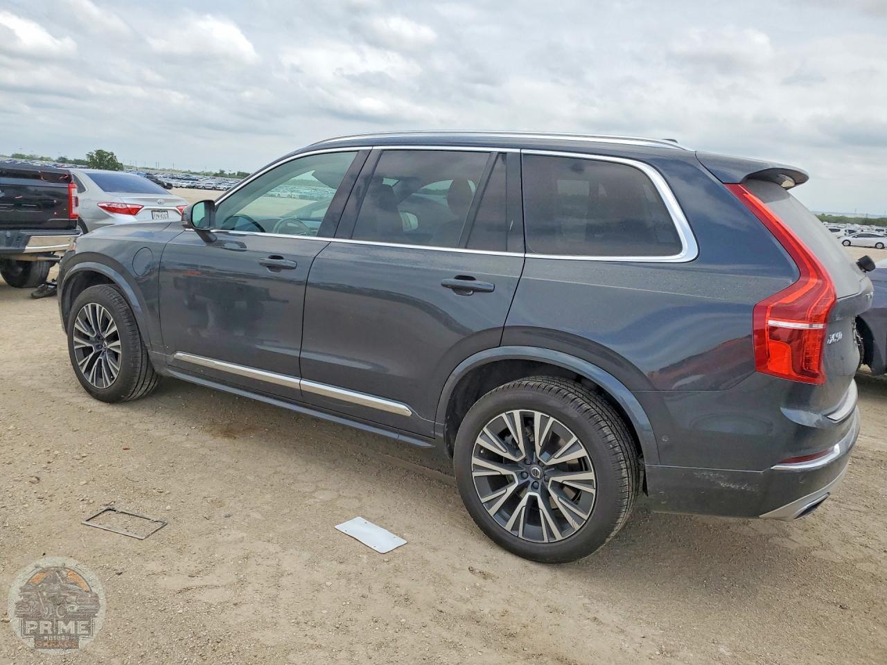 2021 VOLVO XC90 — фото 2