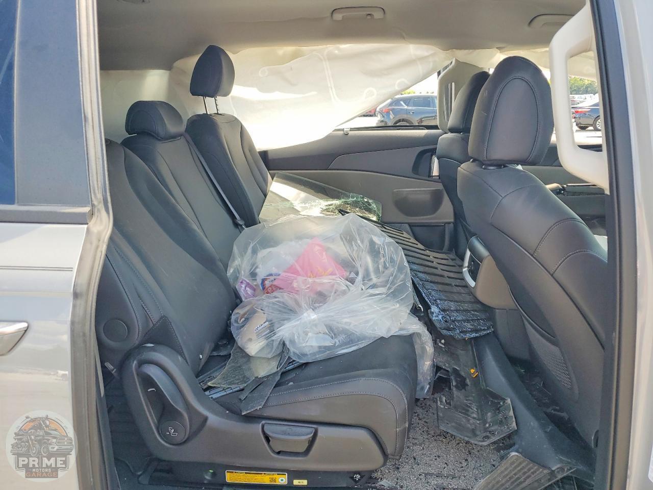 2026 KIA CARNIVAL — фото 11