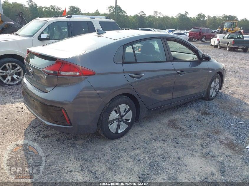 2018 HYUNDAI IONIQ HYBRID BLUE — фото 4
