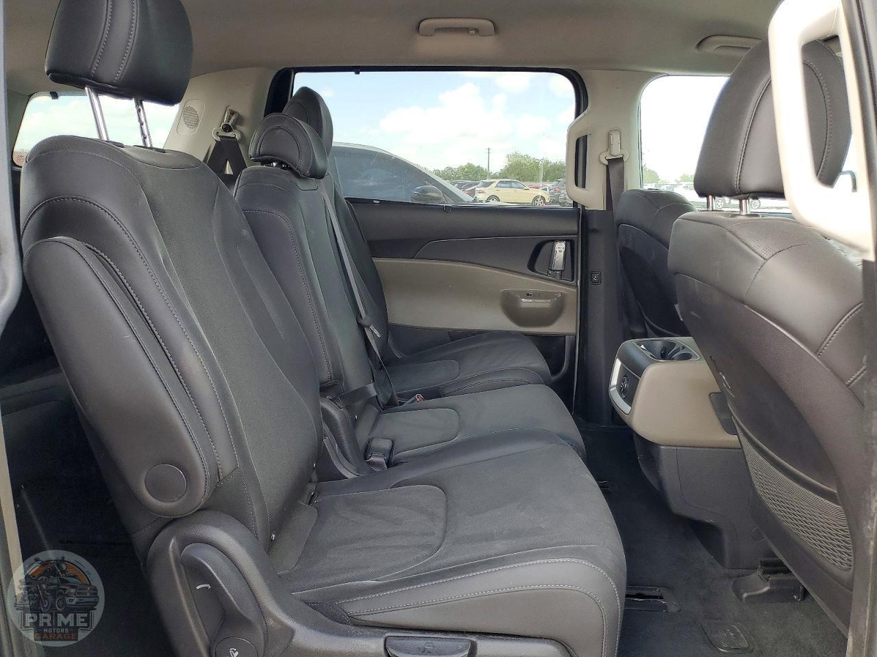 2026 KIA CARNIVAL — фото 11