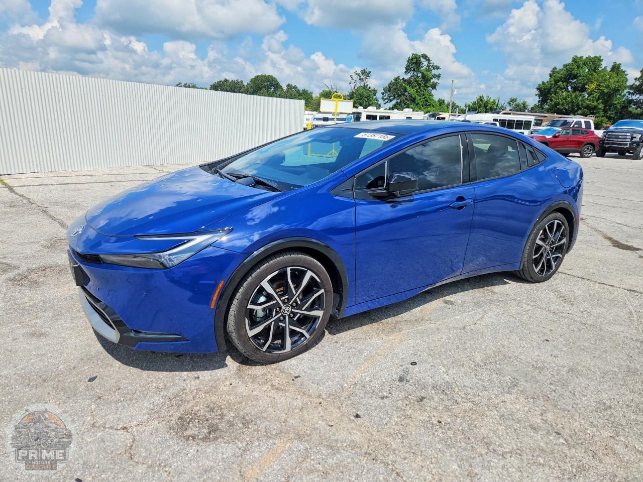 2026 TOYOTA PRIUS — фото 1