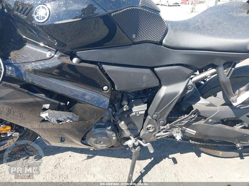 2026 YAMAHA YZFR7 — фото 9