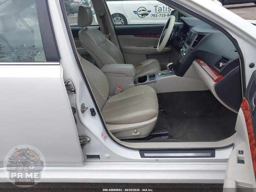2012 SUBARU LEGACY 3.6R LIMITED — фото 5
