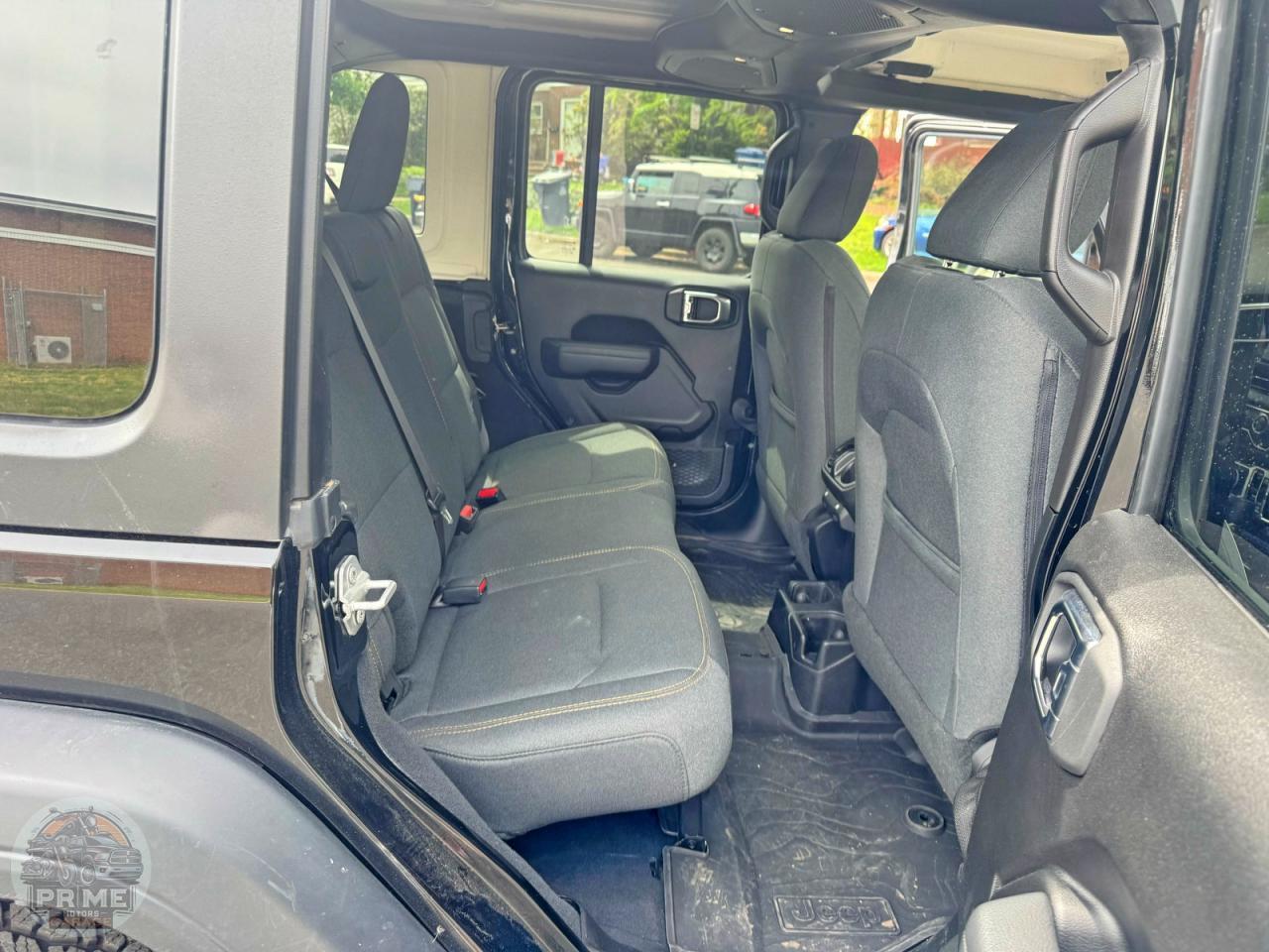 2025 JEEP WRANGLER — фото 16
