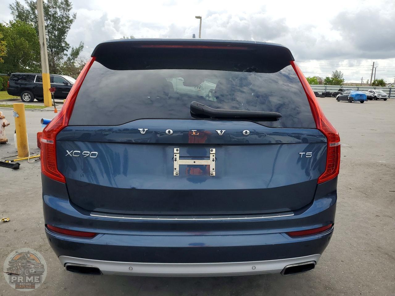 2021 VOLVO XC90 — фото 26