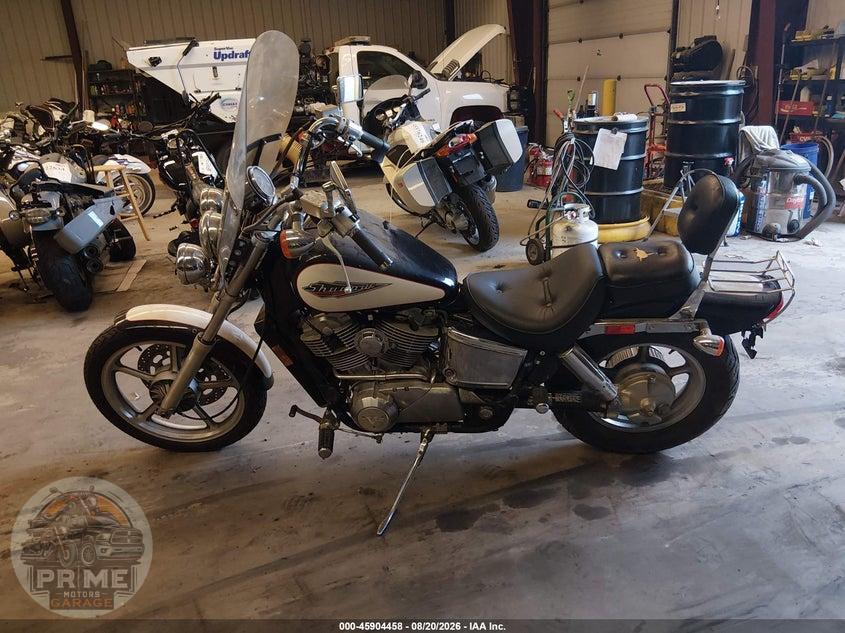 1995 HONDA VT1100 C — фото 13