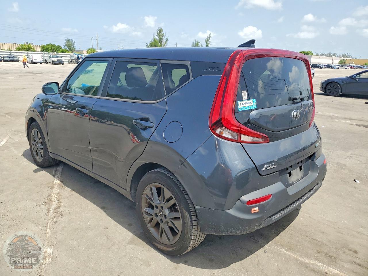 2021 KIA SOUL — фото 2