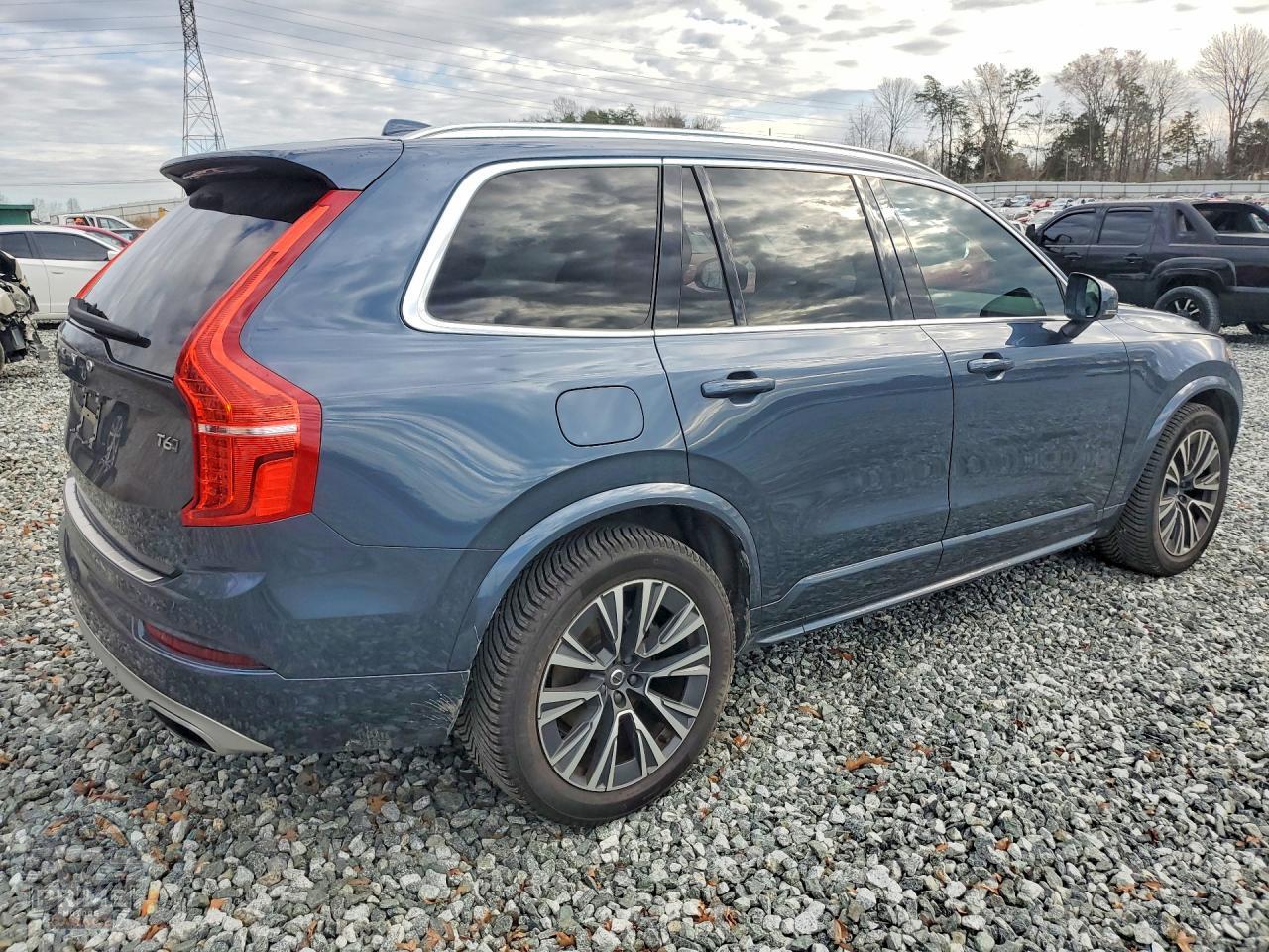 2021 VOLVO XC90 — фото 3