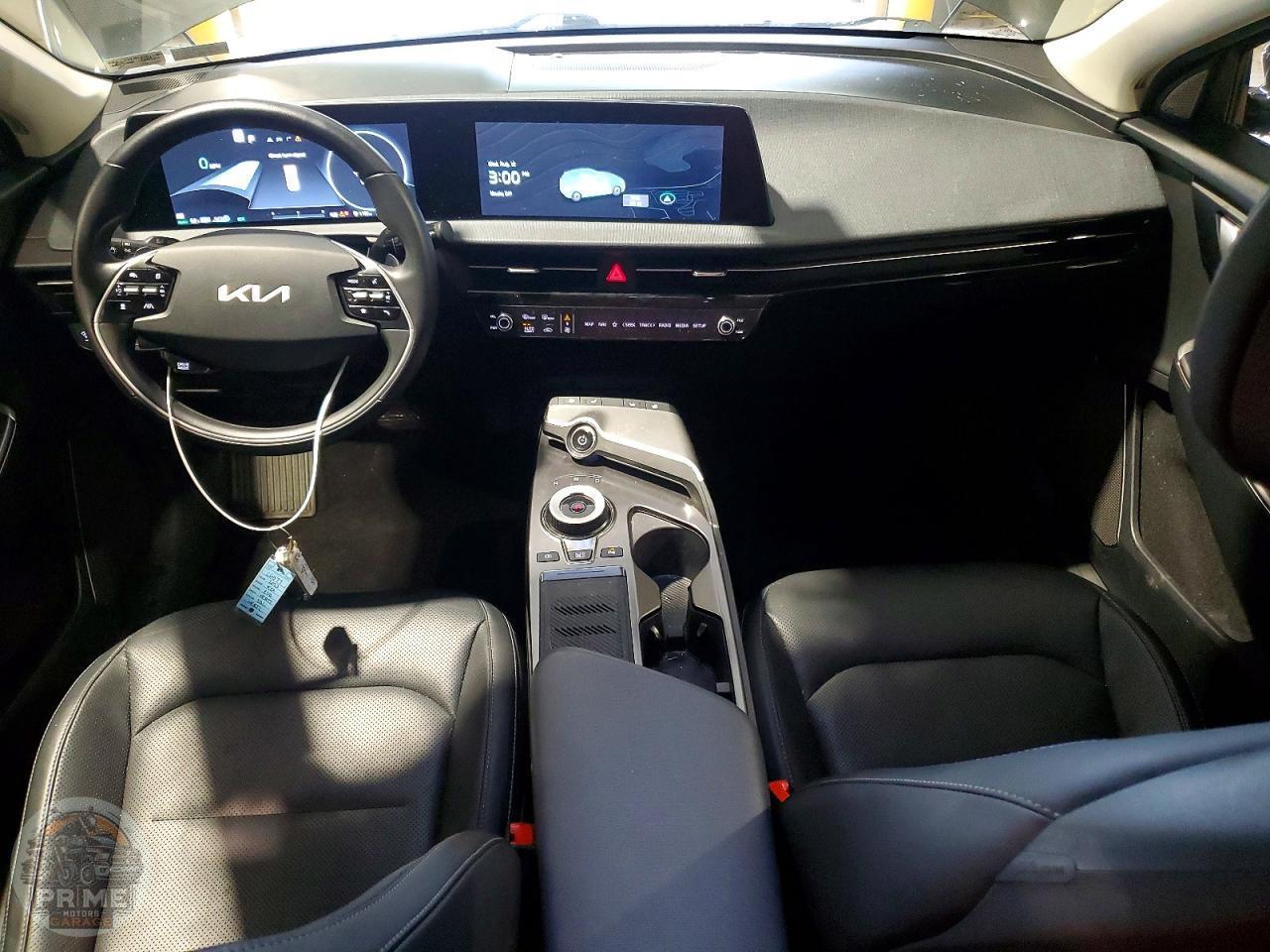 2023 KIA EV6 — фото 8