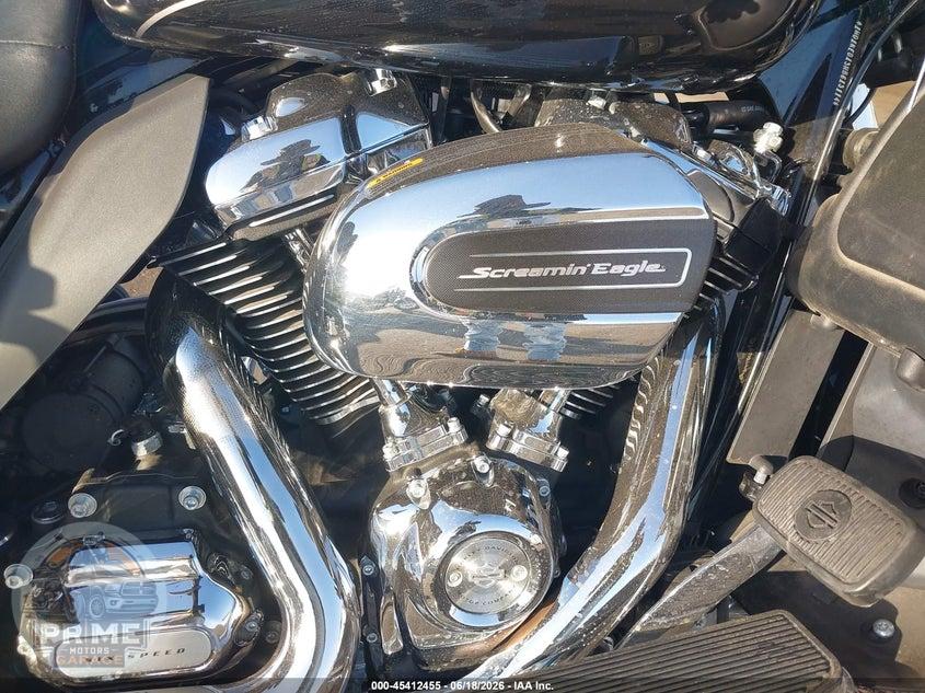 2017 HARLEY-DAVIDSON FLHTK (ULTRA LIMITED) ULTRA LIMITED — фото 8