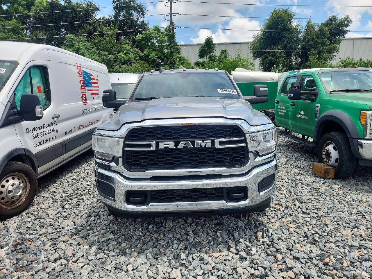 2023 RAM 3500 — фото 19