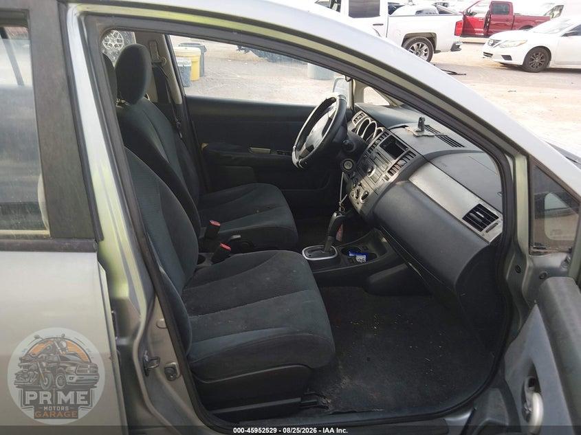 2010 NISSAN VERSA 1.8S — фото 5