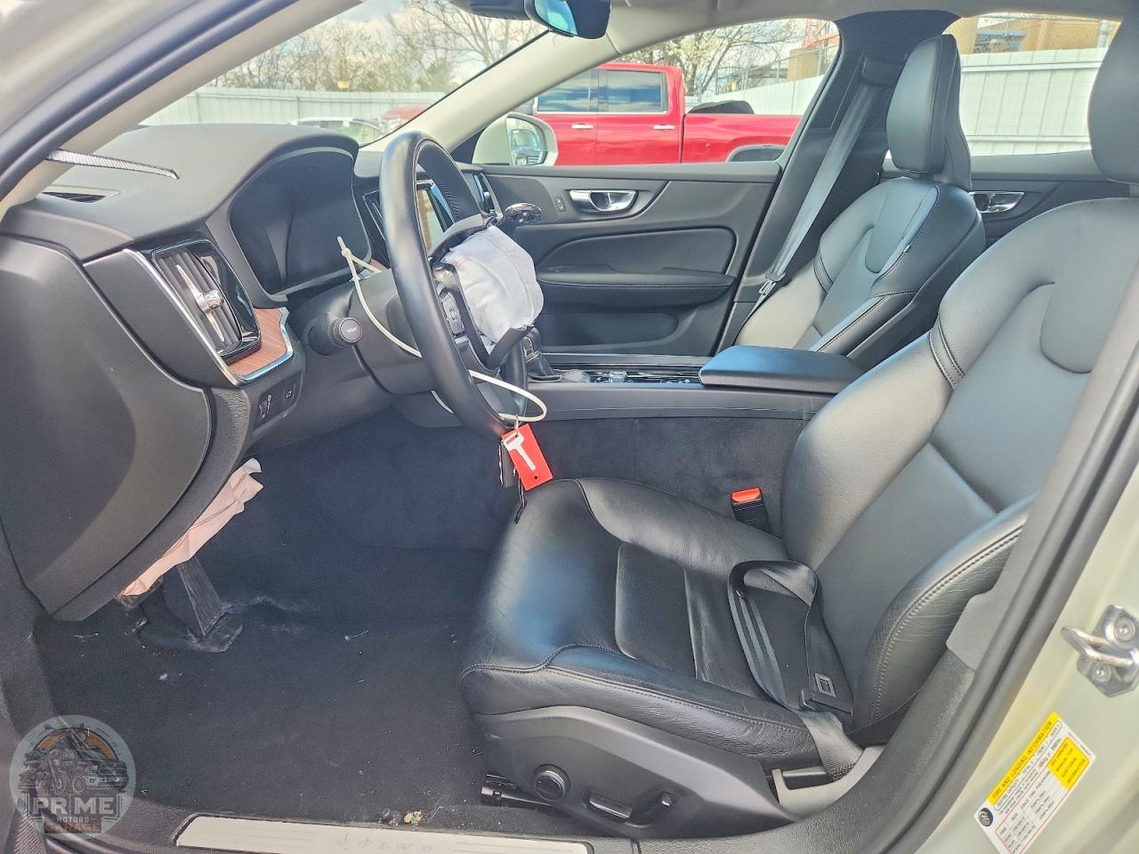 2021 VOLVO S60 — фото 7