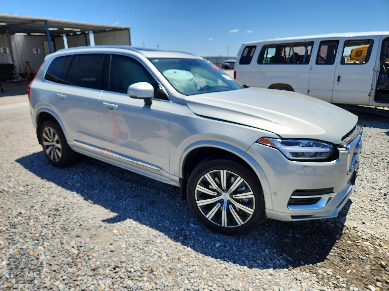 2022 VOLVO XC90 — фото 4