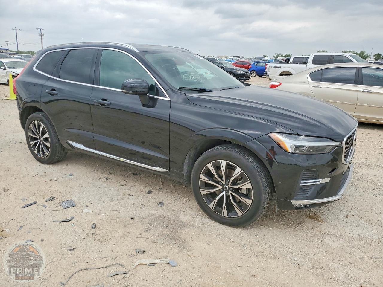 2023 VOLVO XC60 — фото 4