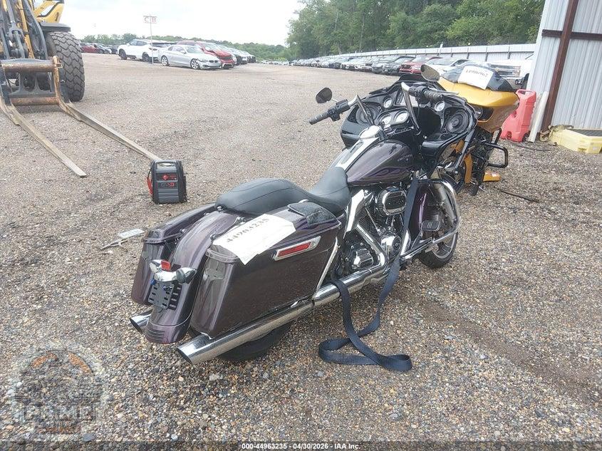 2017 HARLEY-DAVIDSON FLTRXS (ROAD GLIDE SPECIAL) ROAD GLIDE SPECIAL — фото 4