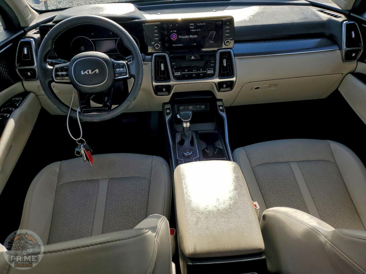2023 KIA SORENTO — фото 8