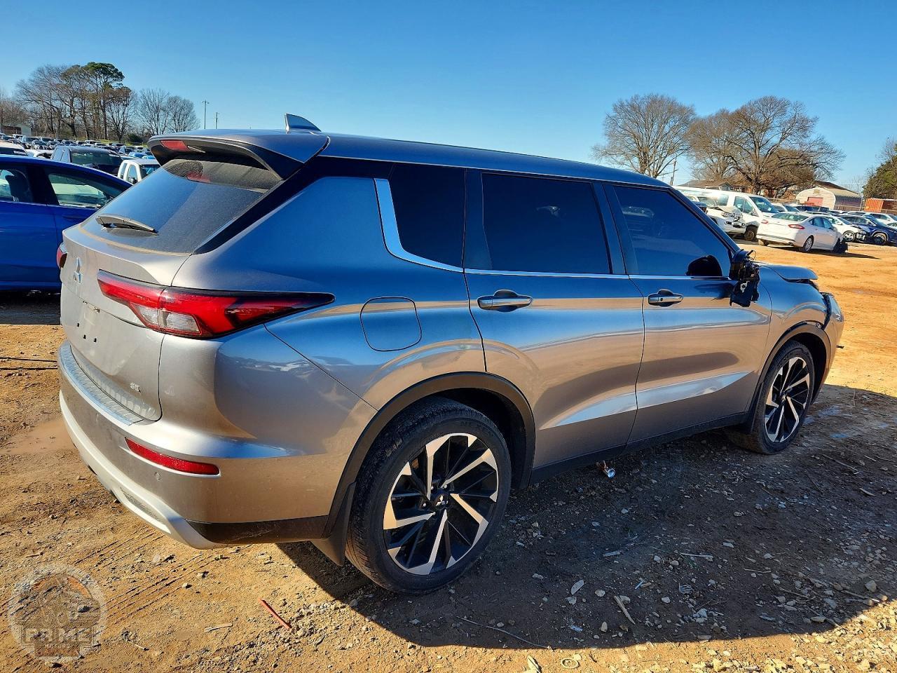 2022 MITSUBISHI OUTLANDER — фото 3