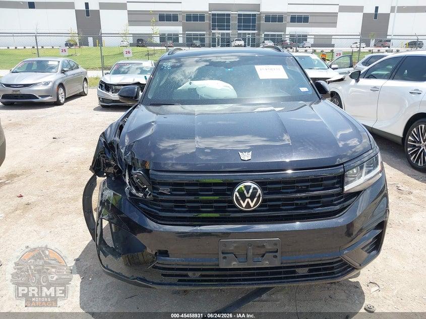 2023 VOLKSWAGEN ATLAS CROSS SPORT 2.0T SEL R-LINE BLACK — фото 11
