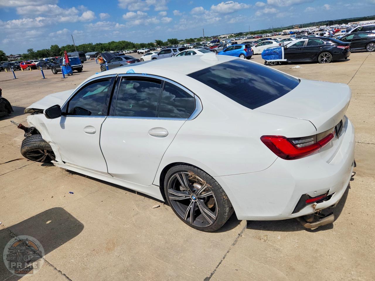 2021 BMW 3 SERIES — фото 2