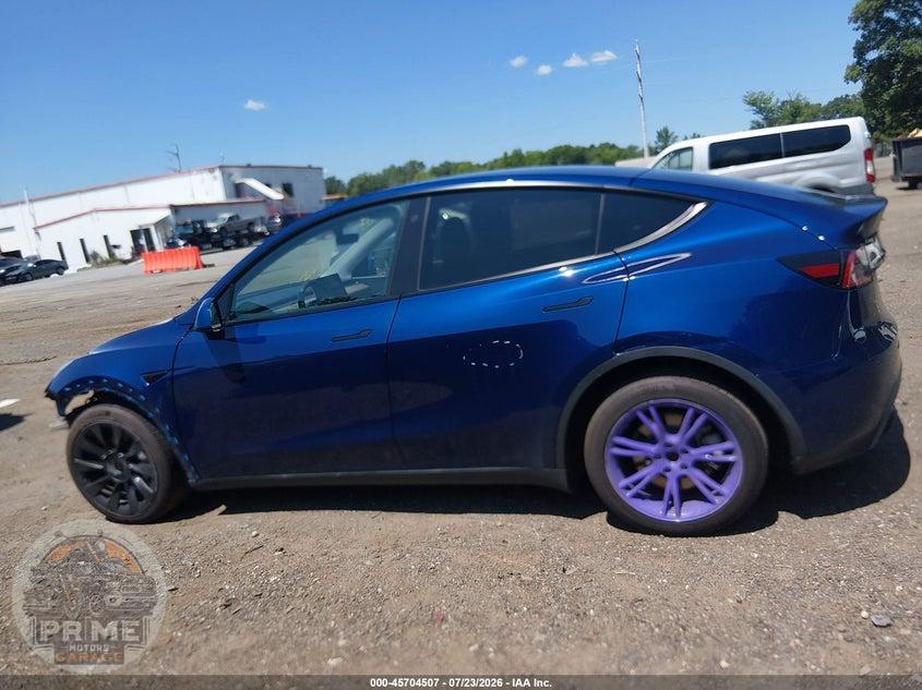 2022 TESLA MODEL Y LONG RANGE DUAL MOTOR ALL-WHEEL DRIVE — фото 14