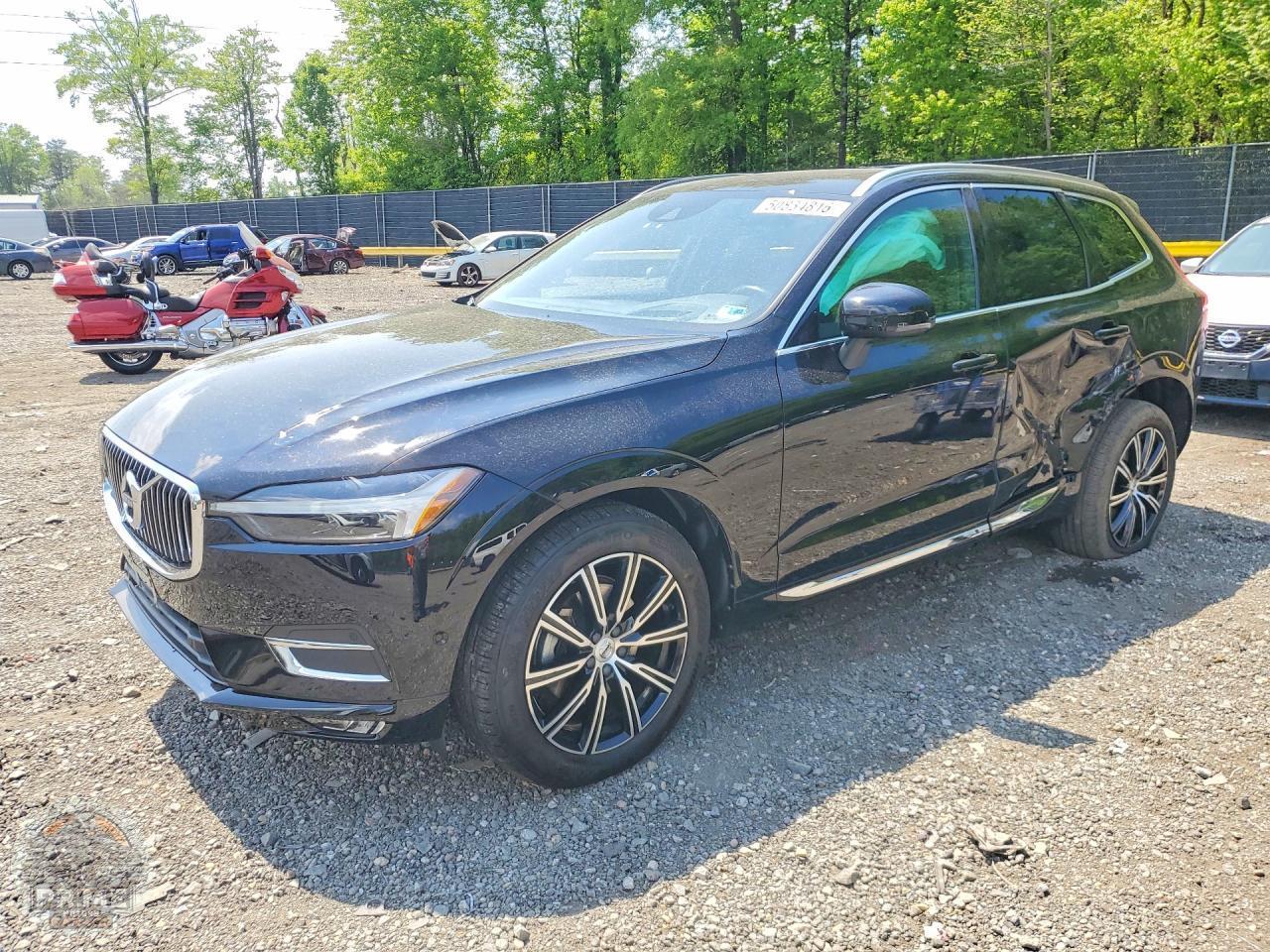 2021 VOLVO XC60 — фото 1