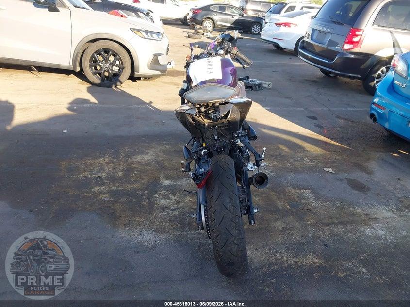 2018 YAMAHA YZFR3 A — фото 6