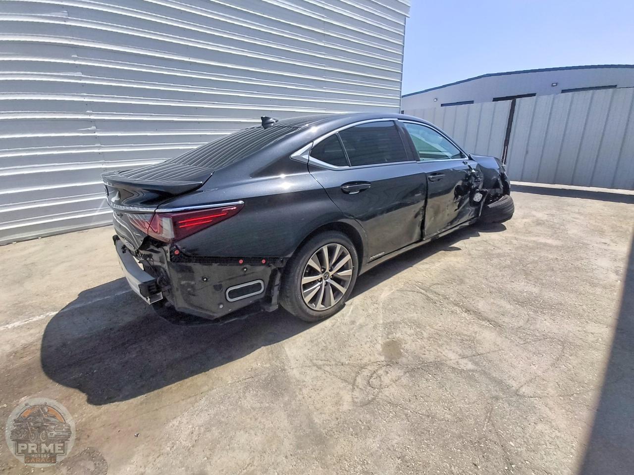 2020 LEXUS ES — фото 2