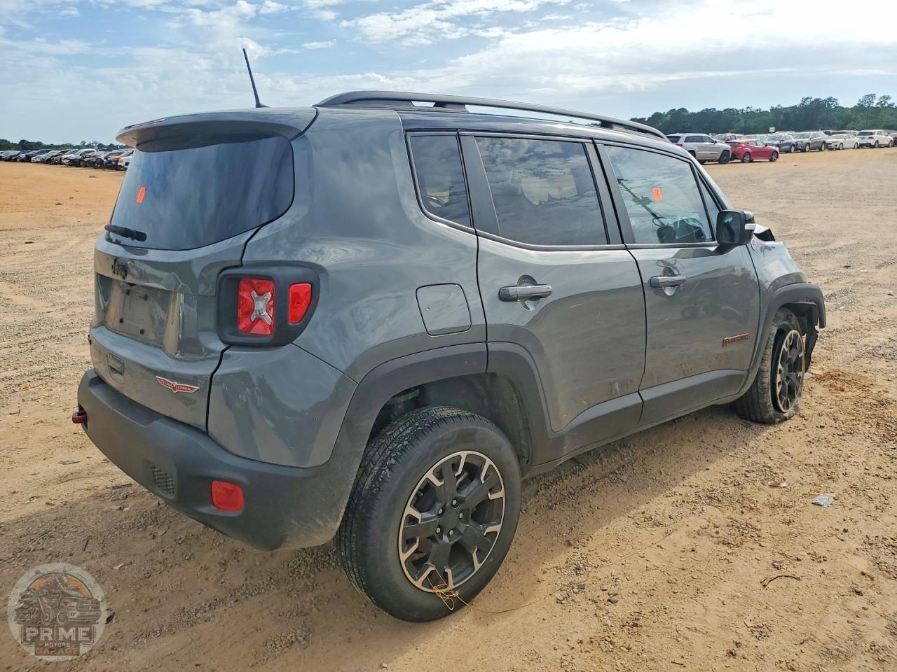 2023 JEEP RENEGADE — фото 3