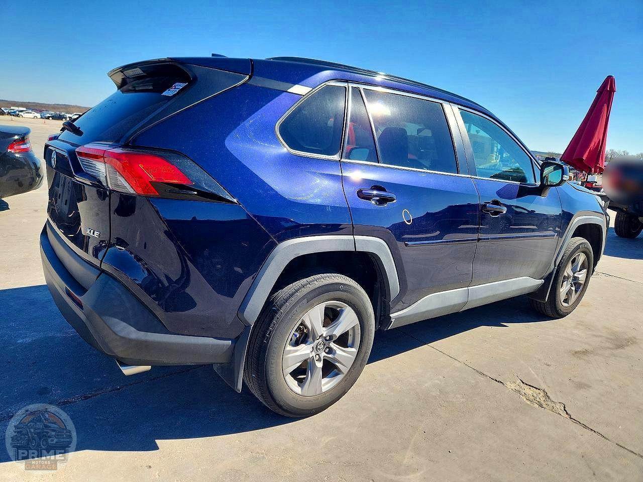 2022 TOYOTA RAV4 — фото 3