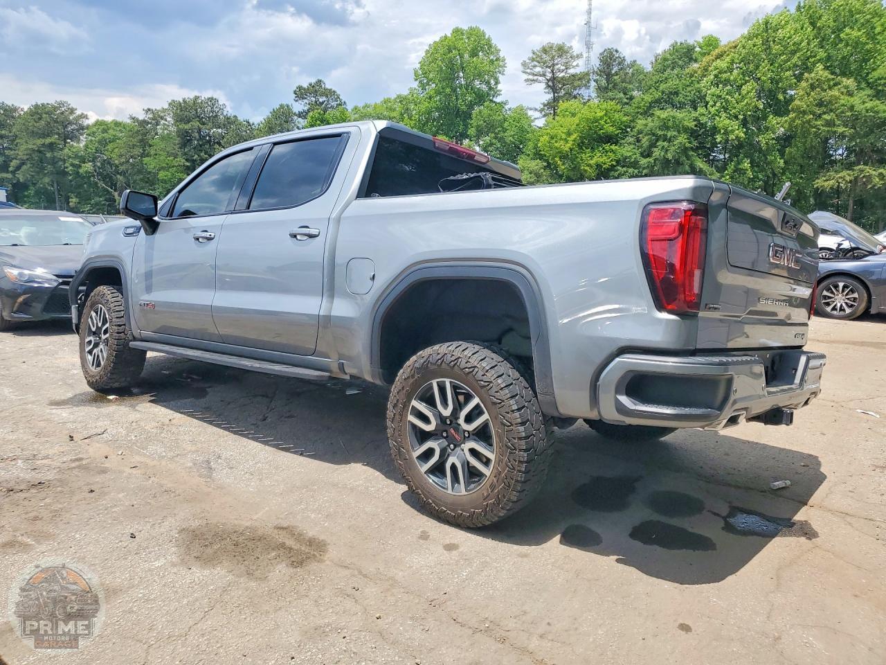 2023 GMC SIERRA — фото 2