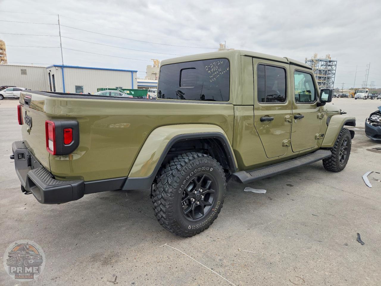 2025 JEEP GLADIATOR — фото 3