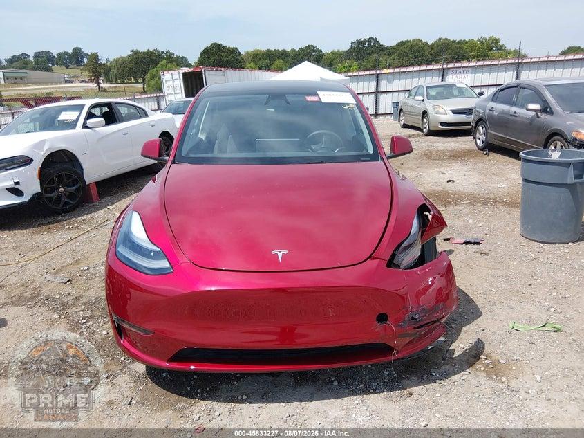 2024 TESLA MODEL Y LONG RANGE DUAL MOTOR ALL-WHEEL DRIVE — фото 13