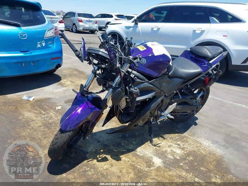 2018 YAMAHA YZFR3 A — фото 2