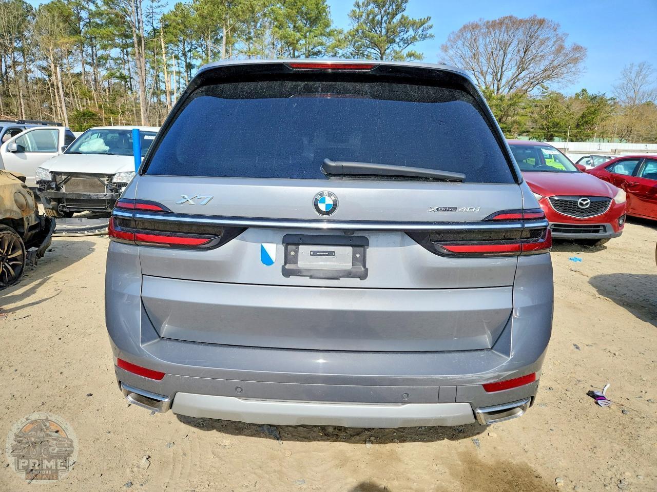 2025 BMW X7 — фото 6