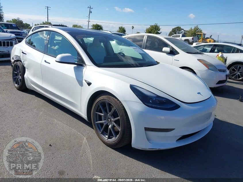 2022 TESLA MODEL 3 REAR-WHEEL DRIVE — фото 1