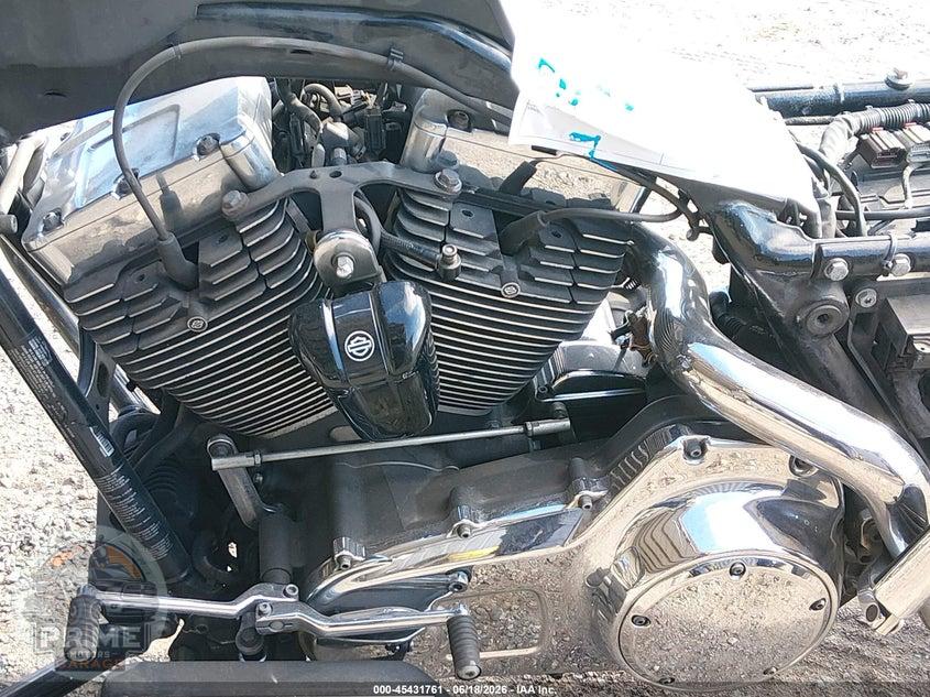 2015 HARLEY-DAVIDSON FLTRX (ROAD GLIDE, ROAD GLIDE CUSTOM) ROAD GLIDE — фото 9